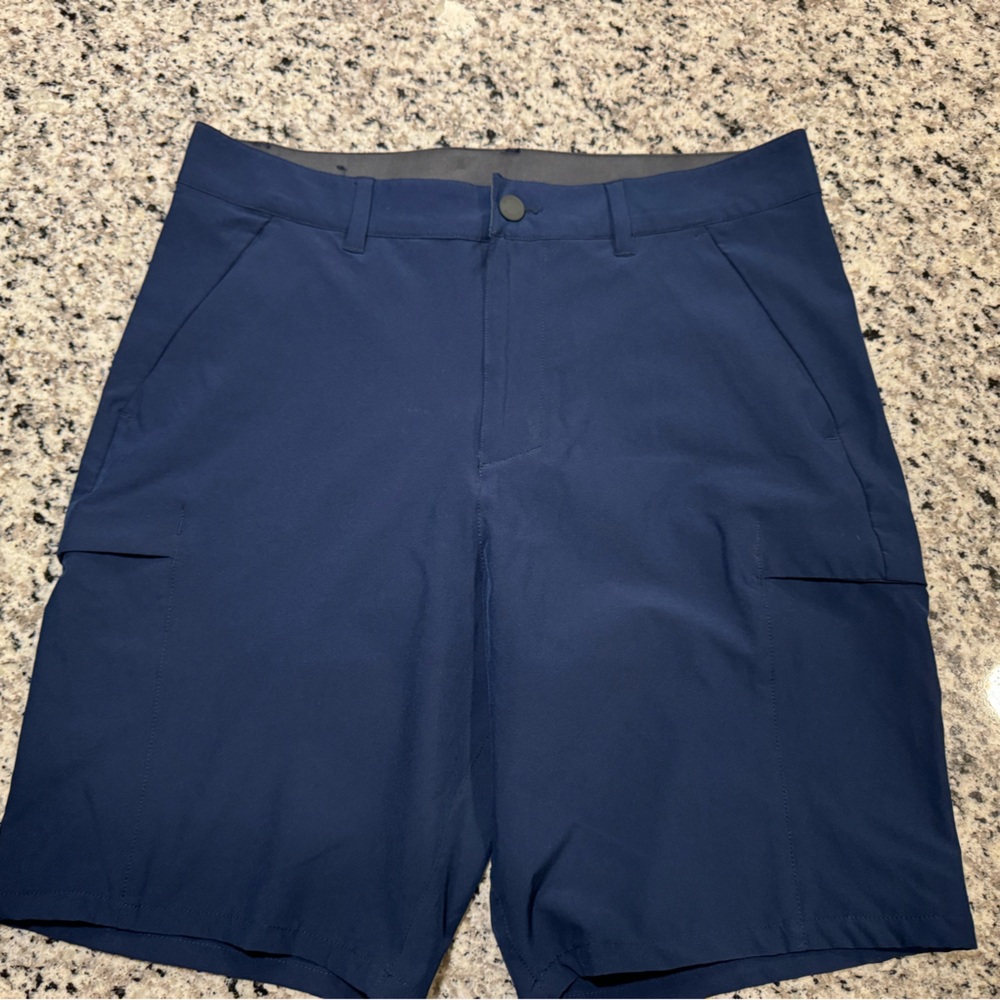 navy men’s athletic shorts